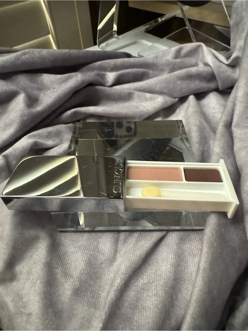 Clinique Pink & Neutral Eyeshadow Palette 16 day into date